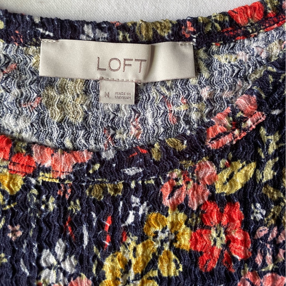 Loft Puff Shoulder Cottagecore Navy Floral Print Top - Picture 8 of 10